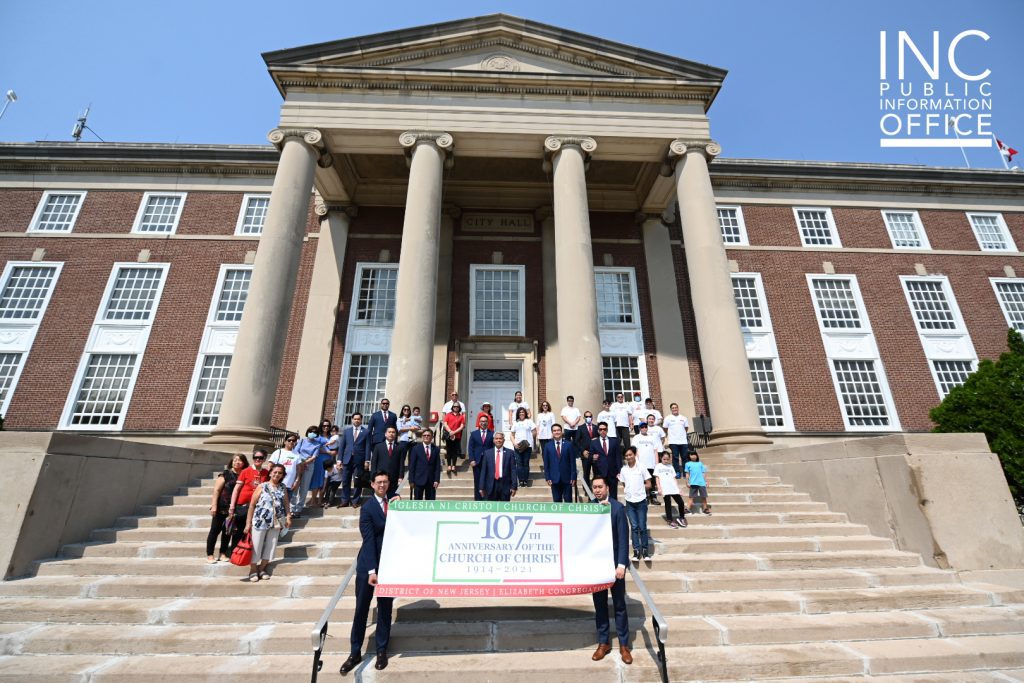 INC brethren from the Ecclesiastical District of New Jersey pose for a souvenir photo in front of Elizabeth City, New Jersey City Hall.