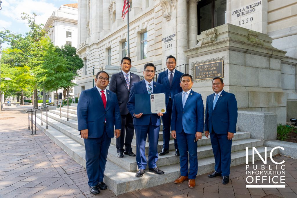 INC ministers from the Ecclesiastical District of Washington, D.C. pose for a souvenir photo in front of the Executive Office of the District of Columbia